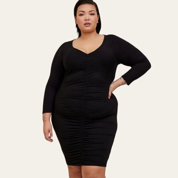 TORRID Plus Size - Mini Jersey Bodycon Dress - Picture 3 of 16